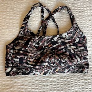 Lulu Lemon sports bra size 6